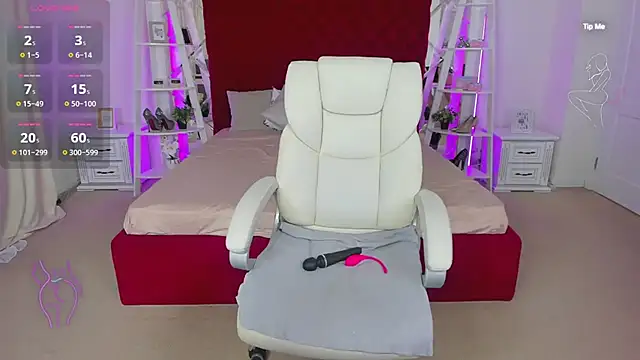 Kamilla Hot online show from March 27, 6:44 am