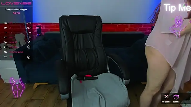 Kamilla Hot online show from March 4, 6:59 pm