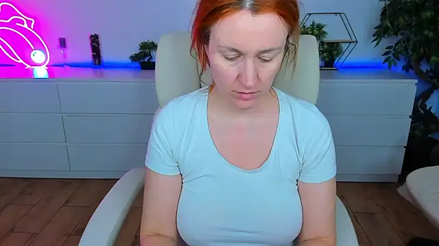 Kamilla Hot online show from November 11, 6:58 pm