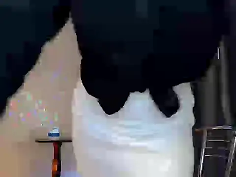 Snapshot of elenaza chatting on November 16, 10:09 am elenaza online show from November 16, 10:09 am