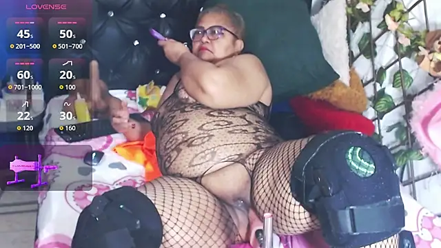 mature beautiful online show from February 23, 11:44 am