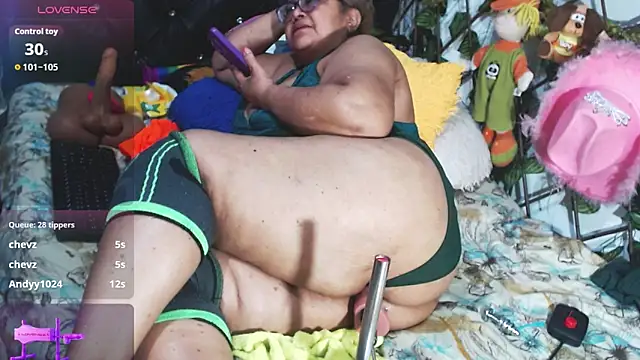 mature beautiful online show from March 27, 11:16 pm