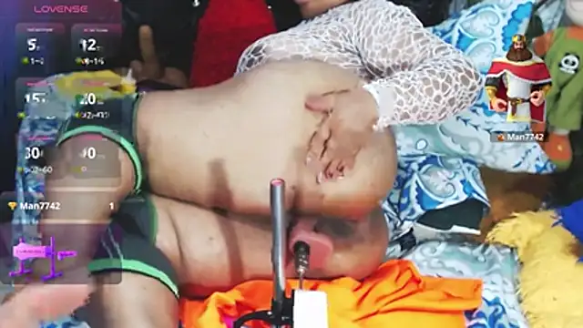 mature beautiful online show from March 11, 12:32 pm