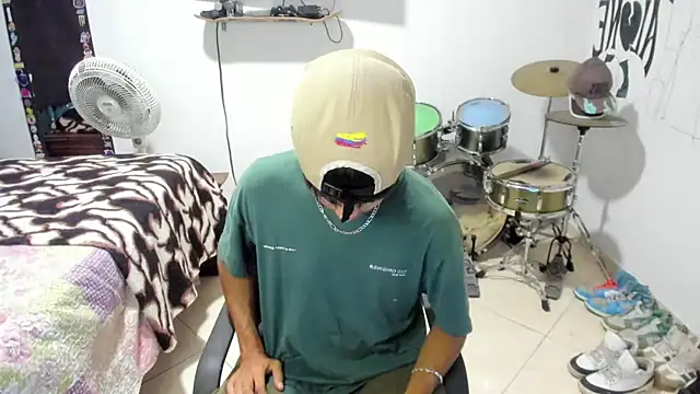 Zack falcon online show from November 4, 2:59 am