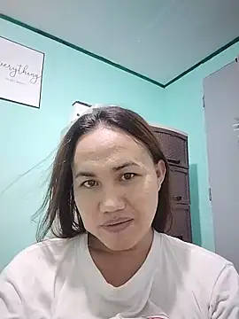 Snapshot of sexyts69xx chatting on June 28, 4:52 am sexyts69xx online show from June 28, 4:52 am