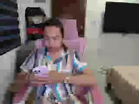 Your PrettyGirlxxx online show from February 26, 9:20 am