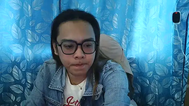 Your PrettyGirlxxx online show from October 22, 2:22 am