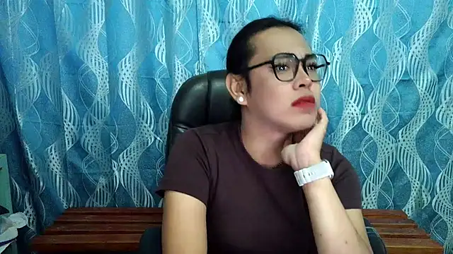 Snapshot of Your_PrettyGirlxxx chatting on September 26, 12:17 am Your PrettyGirlxxx online show from September 26, 12:17 am