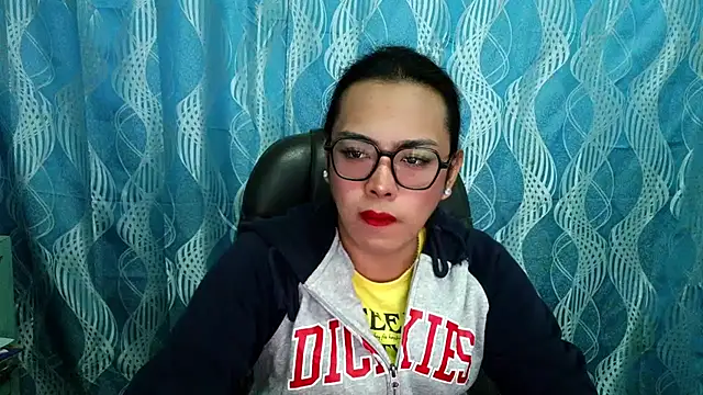 Snapshot of Your_PrettyGirlxxx chatting on September 11, 12:43 am Your PrettyGirlxxx online show from September 11, 12:43 am