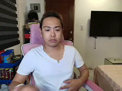 Your PrettyGirlxxx online show from March 10, 10:52 am