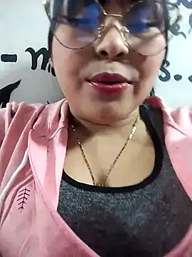 Hana    online show from January 11, 11:33 pm