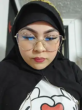 Hana    online show from April 10, 10:39 pm