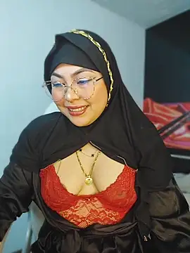 Hana    online show from April 9, 11:33 pm