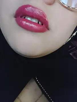 Snapshot of Hana___ chatting on July 1, 8:31 pm Hana online show from July 1, 8:31 pm