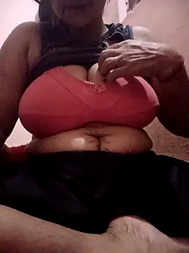 silkyrani123 online show from April 5, 8:26 pm