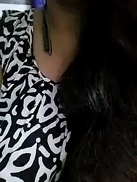 Snapshot of rekhabb123 chatting on December 1, 7:08 pm rekhabb123 online show from December 1, 7:08 pm