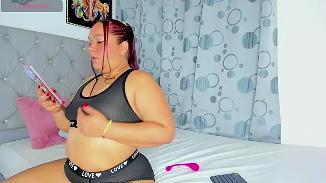 Snapshot of AmandaNordby_ chatting on November 8, 8:51 am AmandaNordby online show from November 8, 8:51 am