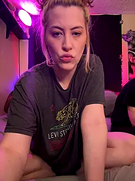 Mallorykoxx69 online show from November 20, 6:19 pm