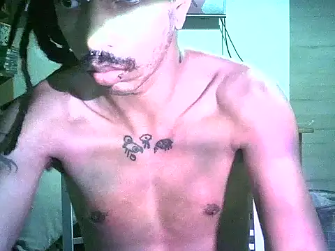 Snapshot of DarkSlim666 chatting on February 18, 12:52 am DarkSlim666 online show from February 18, 12:52 am