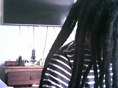 Snapshot of DarkSlim666 chatting on February 19, 4:15 pm DarkSlim666 online show from February 19, 4:15 pm