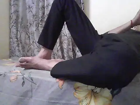 Desi Rider Aadi online show from October 29, 4:39 pm