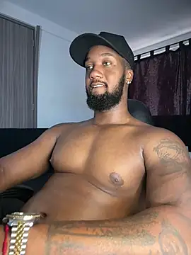 Snapshot of blackdrey18 chatting on July 5, 1:29 pm blackdrey18 online show from July 5, 1:29 pm