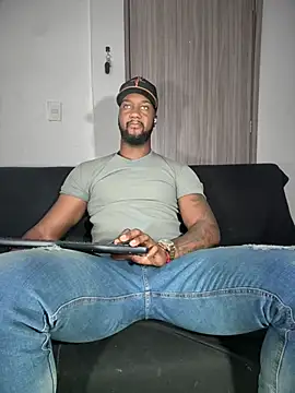 blackdrey18 online show from January 10, 2:45 pm