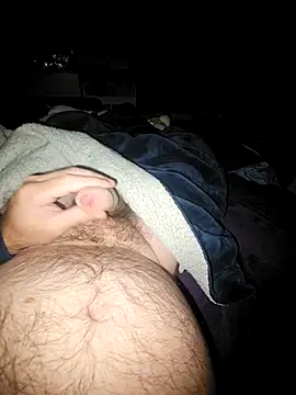 Snapshot of thefox92 chatting on October 18, 2:13 am thefox92 online show from October 18, 2:13 am