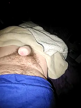 Snapshot of thefox92 chatting on October 2, 12:36 am thefox92 online show from October 2, 12:36 am