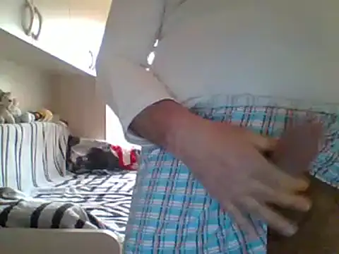 Setesesso7 online show from May 13, 7:04 am