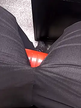 witchhunter1 online show from October 6, 12:34 am