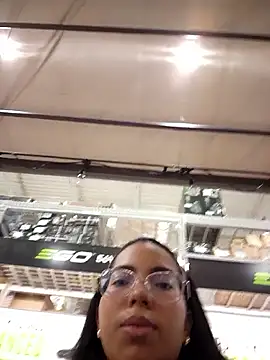 Snapshot of SheenaBrooke chatting on October 26, 8:20 pm SheenaBrooke online show from October 26, 8:20 pm