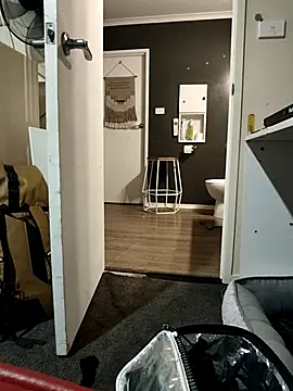 TheTree13 online show from March 29, 9:11 am