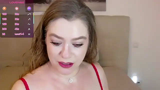 PetersEmily online show from December 4, 1:10 pm