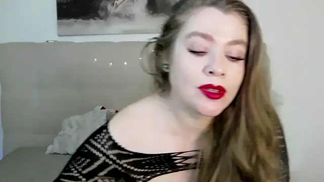 PetersEmily online show from February 6, 6:24 pm