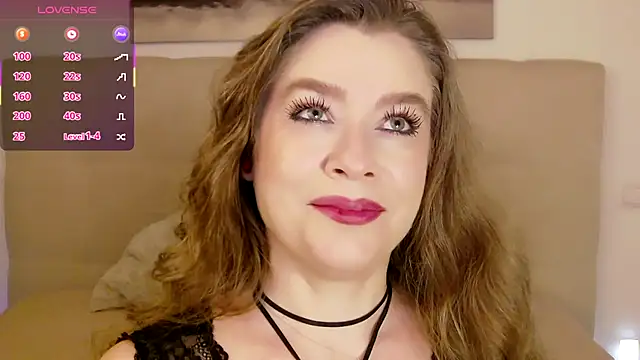 PetersEmily online show from November 15, 9:19 pm