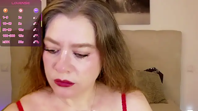 PetersEmily online show from June 14, 11:28 pm