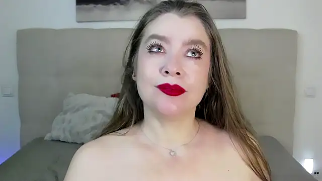 PetersEmily online show from March 9, 12:31 am