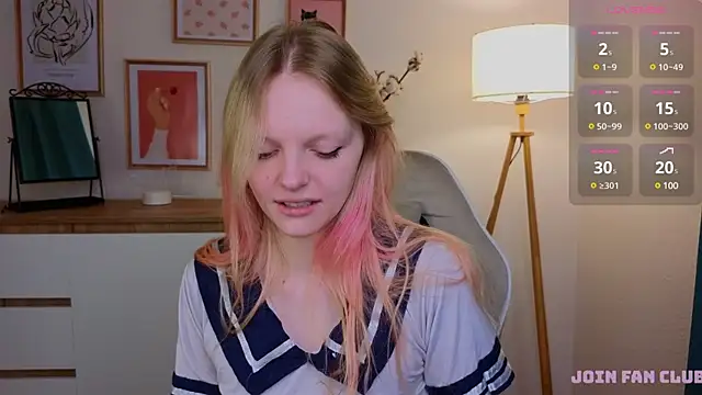 Snapshot of evangel1ne chatting on March 7, 8:02 am evangel1ne online show from March 7, 8:02 am