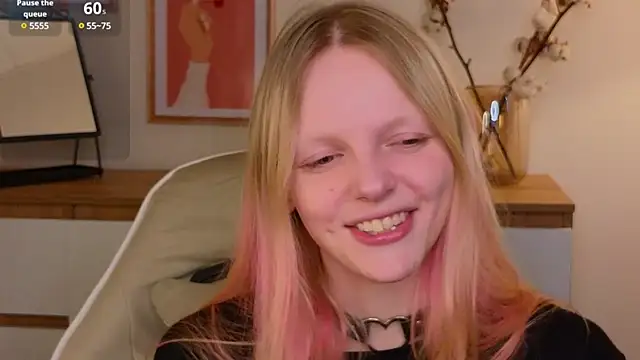 Snapshot of evangel1ne chatting on March 10, 9:12 am evangel1ne online show from March 10, 9:12 am