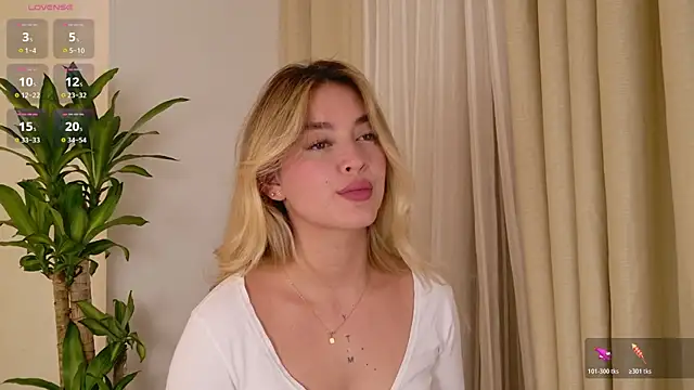 Snapshot of Assh_lee_ chatting on July 9, 2:12 am Assh lee online show from July 9, 2:12 am