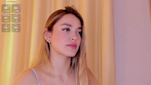 Assh lee  online show from April 15, 1:37 pm