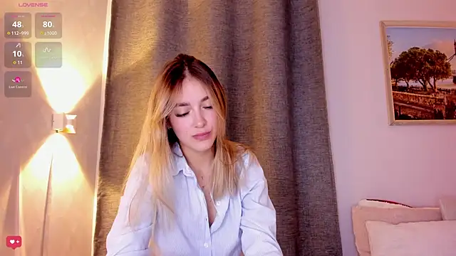 Assh lee  online show from October 21, 1:21 pm