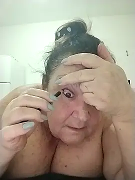 Snapshot of Yaya_Mineira chatting on October 19, 1:30 am Yaya Mineira online show from October 19, 1:30 am