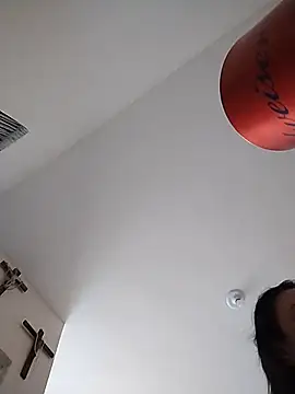 Yaya Mineira online show from February 2, 7:57 pm