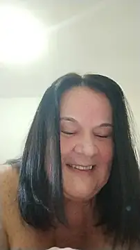 Snapshot of Yaya_Mineira chatting on July 11, 8:09 pm Yaya Mineira online show from July 11, 8:09 pm