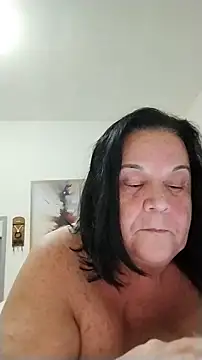 Snapshot of Yaya_Mineira chatting on June 25, 11:32 pm Yaya Mineira online show from June 25, 11:32 pm