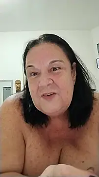 Snapshot of Yaya_Mineira chatting on June 28, 1:01 am Yaya Mineira online show from June 28, 1:01 am