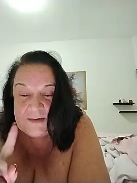 Yaya Mineira online show from May 24, 7:58 pm