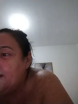 Yaya Mineira online show from February 17, 11:35 pm